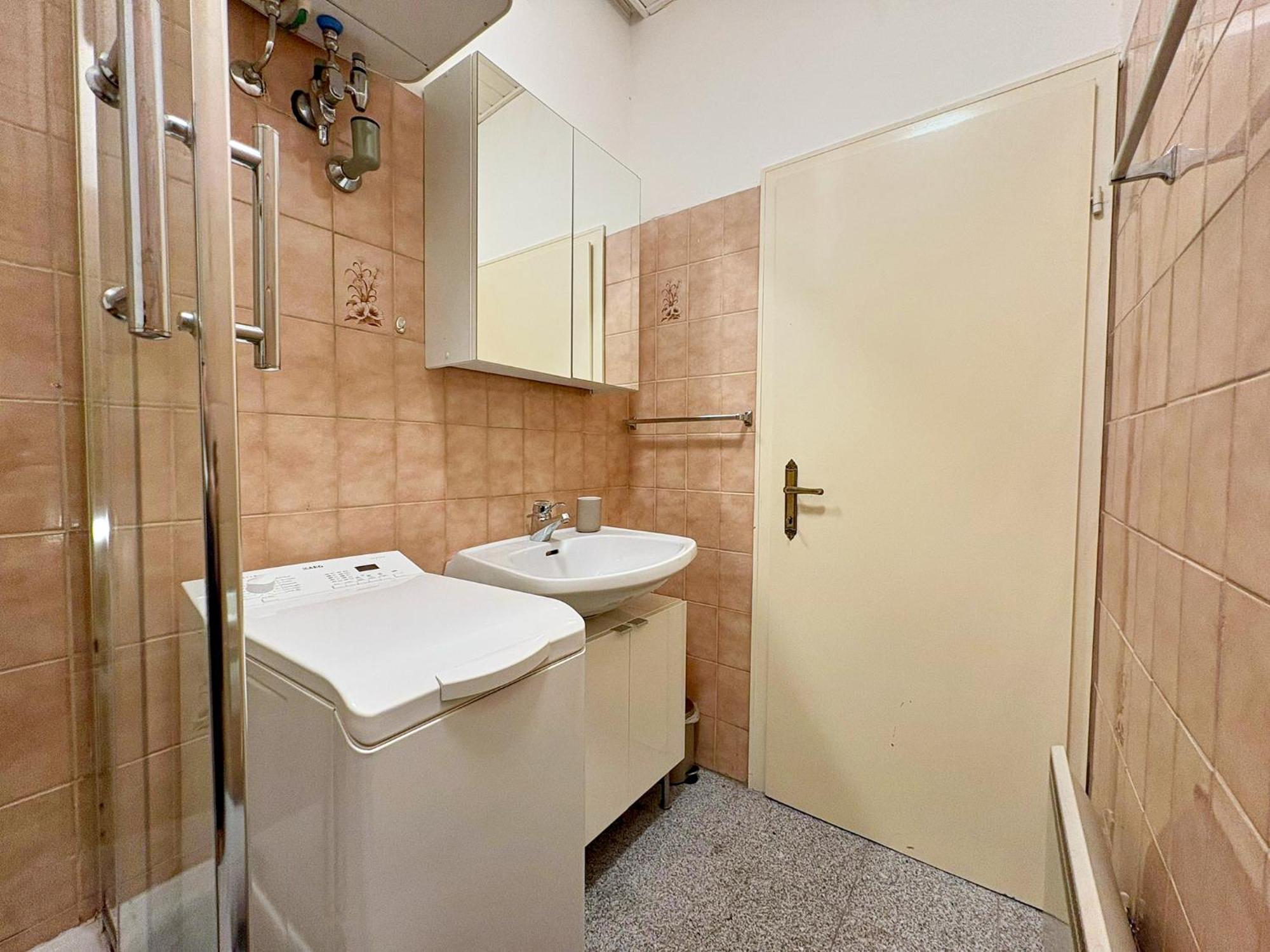 Spacious And Near Metro I Close To Parks I Akh Apartment Wien Ngoại thất bức ảnh
