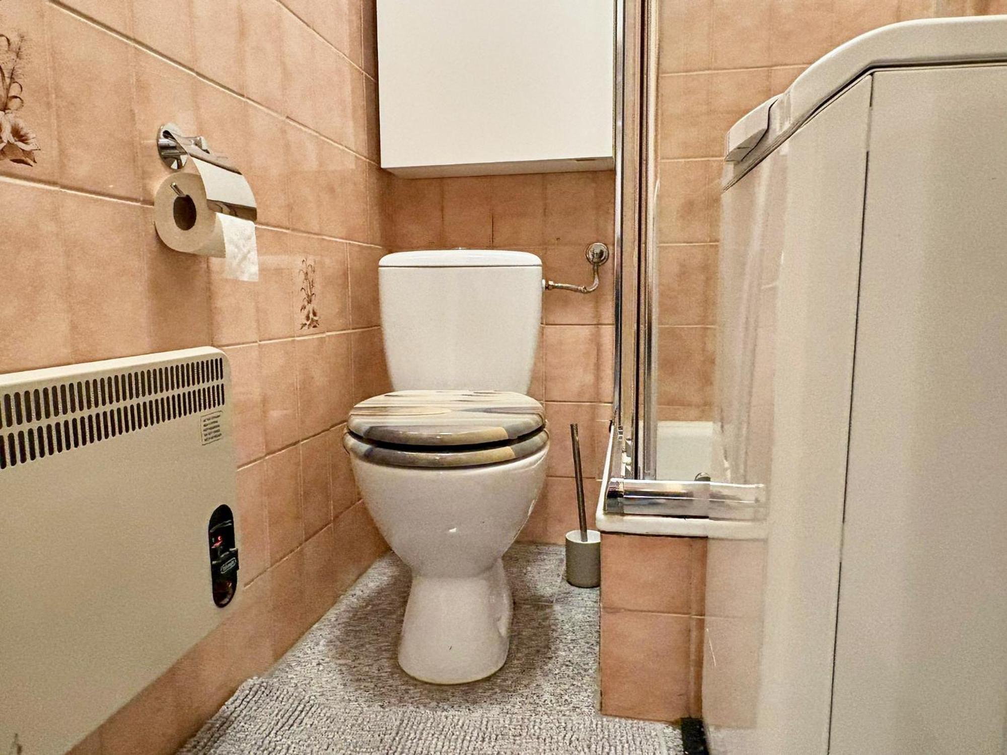 Spacious And Near Metro I Close To Parks I Akh Apartment Wien Ngoại thất bức ảnh
